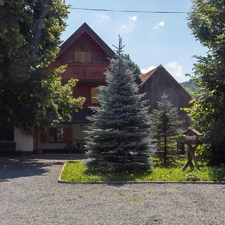 Spacious Montain House With Amenities, Close To The Seaside Villa