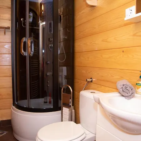 Spacious Montain House With Amenities, Close To The Seaside Villa